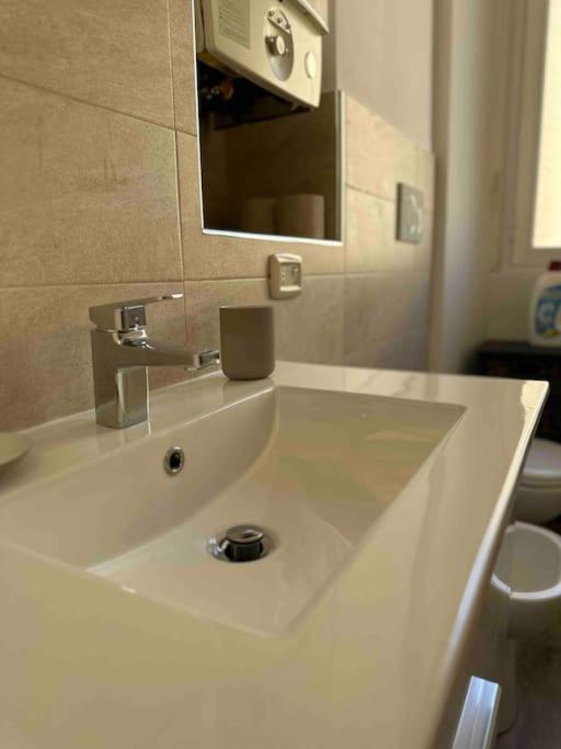 Xenia Apartments - Charming Garden Suite In Porta Venezia Milano Exterior foto